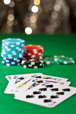 mpobet platform interface showing sportsbook and live-dealer games